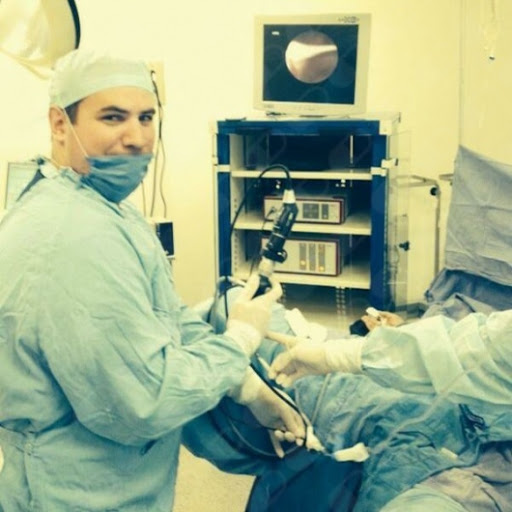 Dr. Luis Ernesto Martín Navarro, Urólogo - Thumbnail