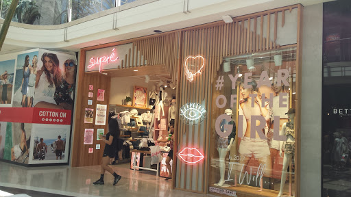 Supré Chadstone Logo