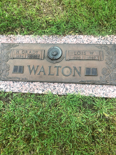 Cook-Walden Capital Parks Cemetery & Mausoleum - Thumbnail