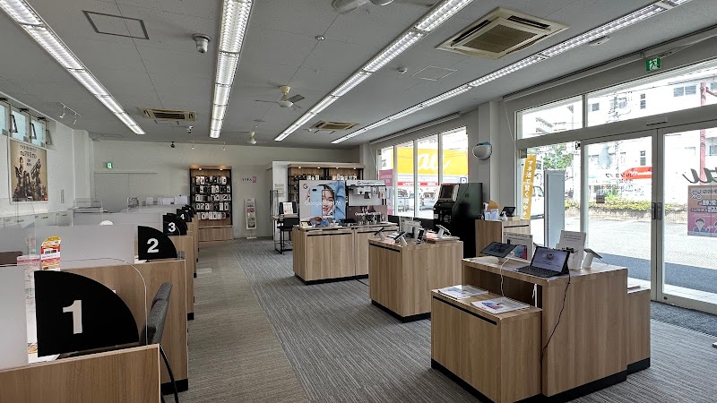 auショップ 市が尾