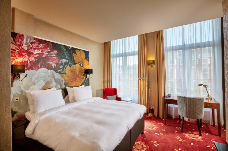 Carlton Ambassador - 2