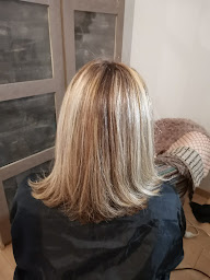 Photo n°14 de La Boite à Beauté d'Angélique à Lunel (Esthéticien)