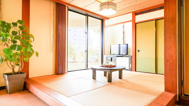 Sun Palace Kyuyokan by null