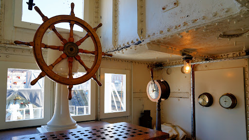 HMS M.33 - Visual