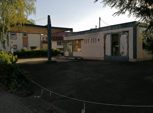 Alte Tankstelle