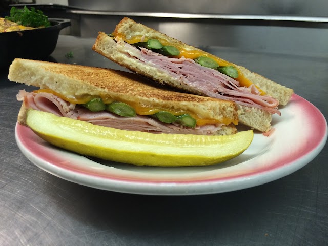 River Street Deli
