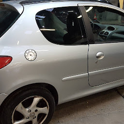 Photo n°14 de EQUINOX | Garage, Carrosserie, Peinture, Pare-Brise à Taverny à Taverny (Atelier de carrosserie automobile)
