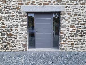 Photo n°12 de SARL LAUNAY FENETRES à Le Genest-Saint-Isle (Magasin de fenêtres en PVC)