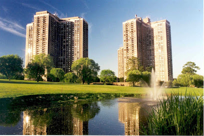 North Shore Towers and Country Club