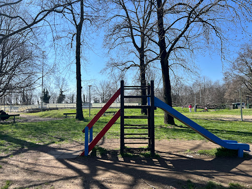 Della Mora Park - Thumbnail