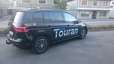 car-dealer