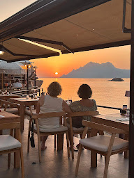 Photo n°12 de Le Soleil Couchant à Ota (Restaurant français)