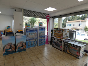 Photo n°22 de Cocktail Piscine Grasse à Peymeinade (Magasin de matériel pour piscines)