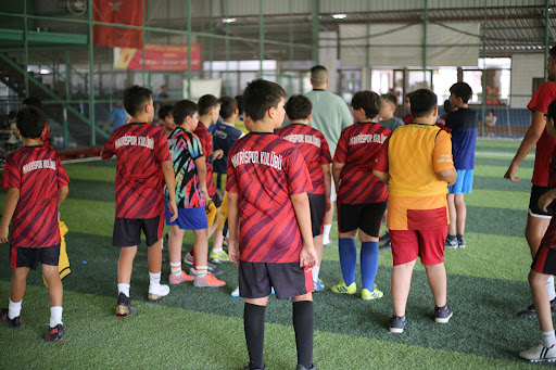 MAKRİ SPOR KULÜBÜ ÇOCUK FUTBOL OKULU