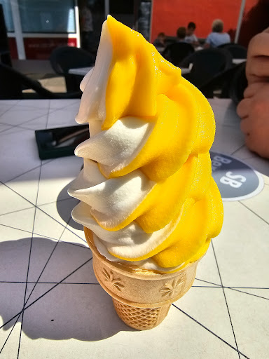 Eiscafé Becker - Visual