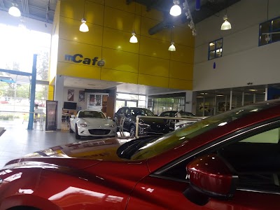 Photos of Mazda Ravisa