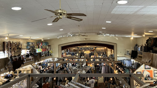 Bolt Ranch Store - Visual