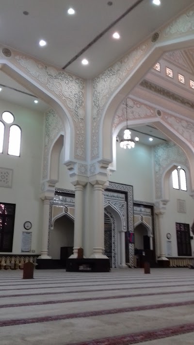 Photos of Satwa Big Mosque