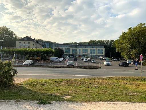 Parkplatz des Hotels Seehof - Thumbnail