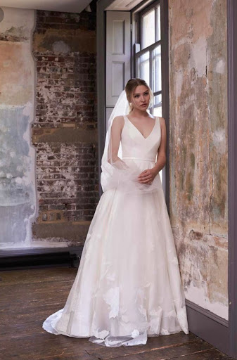 The Swanky Bride - Thumbnail
