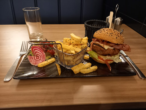 L'exquis Restaurant - Thumbnail