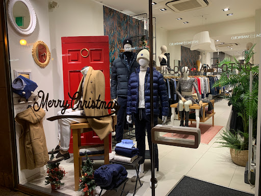 Un 48 Fashion Store Logo