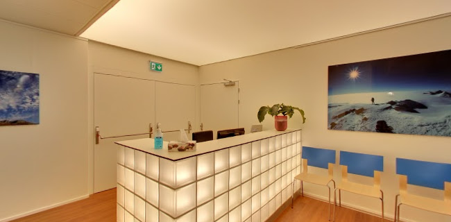 Rezensionen über Ärztezentrum Sihlcity in Zürich - Krankenhaus