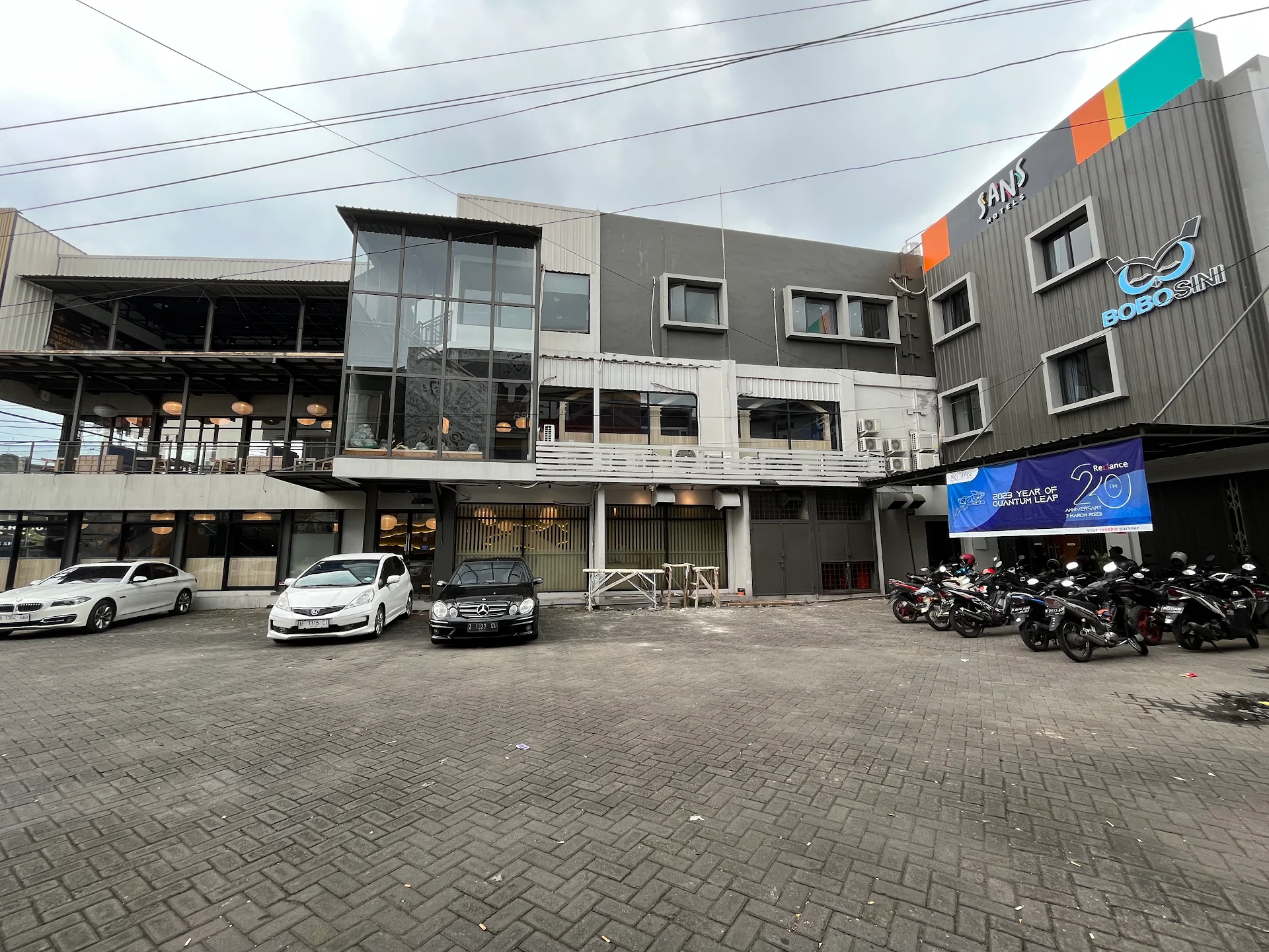 Sans Hotel Bobosini Malang
