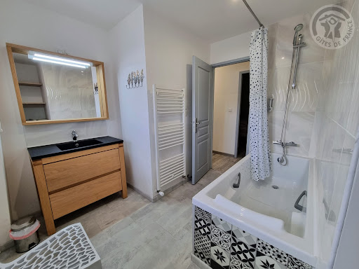 Photo de Gite Spa Les Hirondelles: location gîte SPA, sauna, jardin situé proche des plages de la Côte d’Opale et Cassel, Nord France à Arnèke (59285)