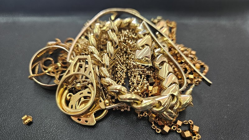 買取おりづる 藤枝駅前店 金買取 貴金属買取 時計買取 ロレックス買取 宝石買取 ブランド買取のリサイクルショップ