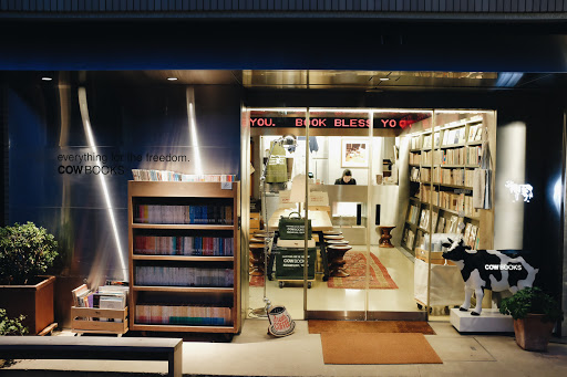 Cow Books Nakameguro Meguro Destimap Destinations On Map
