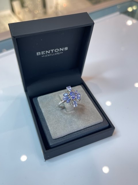 Bentons Jewellers photo 2