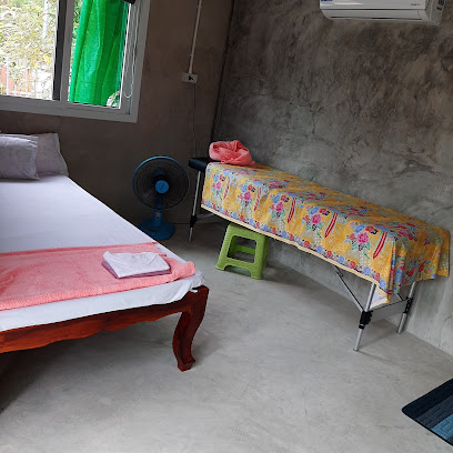 พี่อ๋อย นวดไทย & สปา