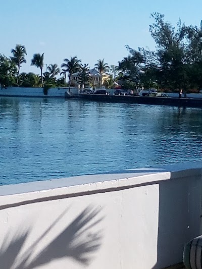 Photos of Shangri La