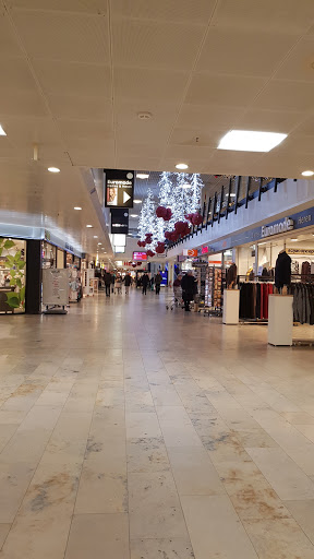 Shoppingcenter Sterrenburg - Thumbnail