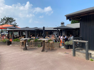 Photo n°52 de Margaux à La Mangeoire à Deauville (Restaurant)