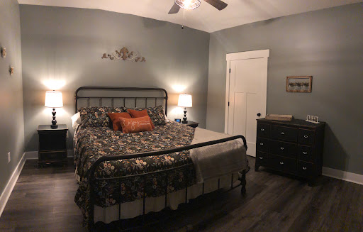 Still Creek Cabins - Thumbnail