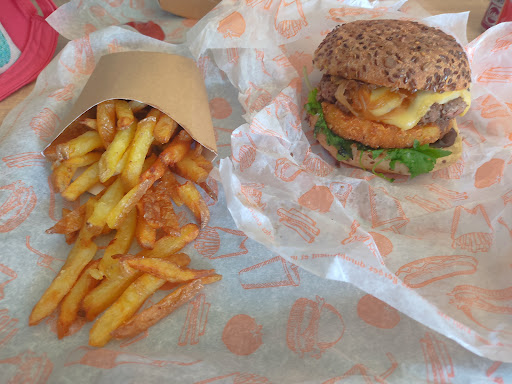 Photo 3 - L&M Burger