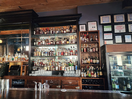 Longman & Eagle - Visual