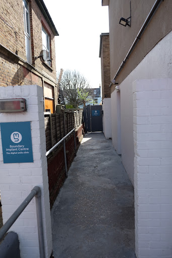 Boundary Implant Centre - Thumbnail