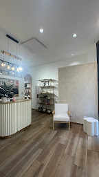 Photo n°4 de L.AVENUE I Salon de coiffure & Head Spa à Oraison (Salon de coiffure)