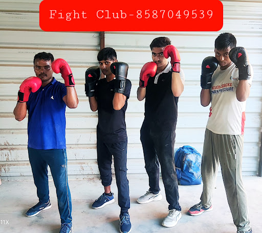 KARATE, BOXING - FIGHT CLUB