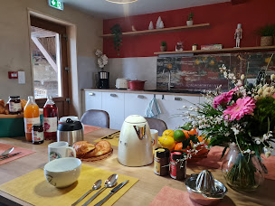 Photo n°6 de Escapade Champ'être GÎTE, ESCAPE GAME, LASERGAME à Saint-Cyr-les-Vignes (Centre de laser game)