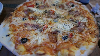 Photos of Pizza Luka