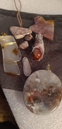 Aunt Debba's Rocks - Thumbnail