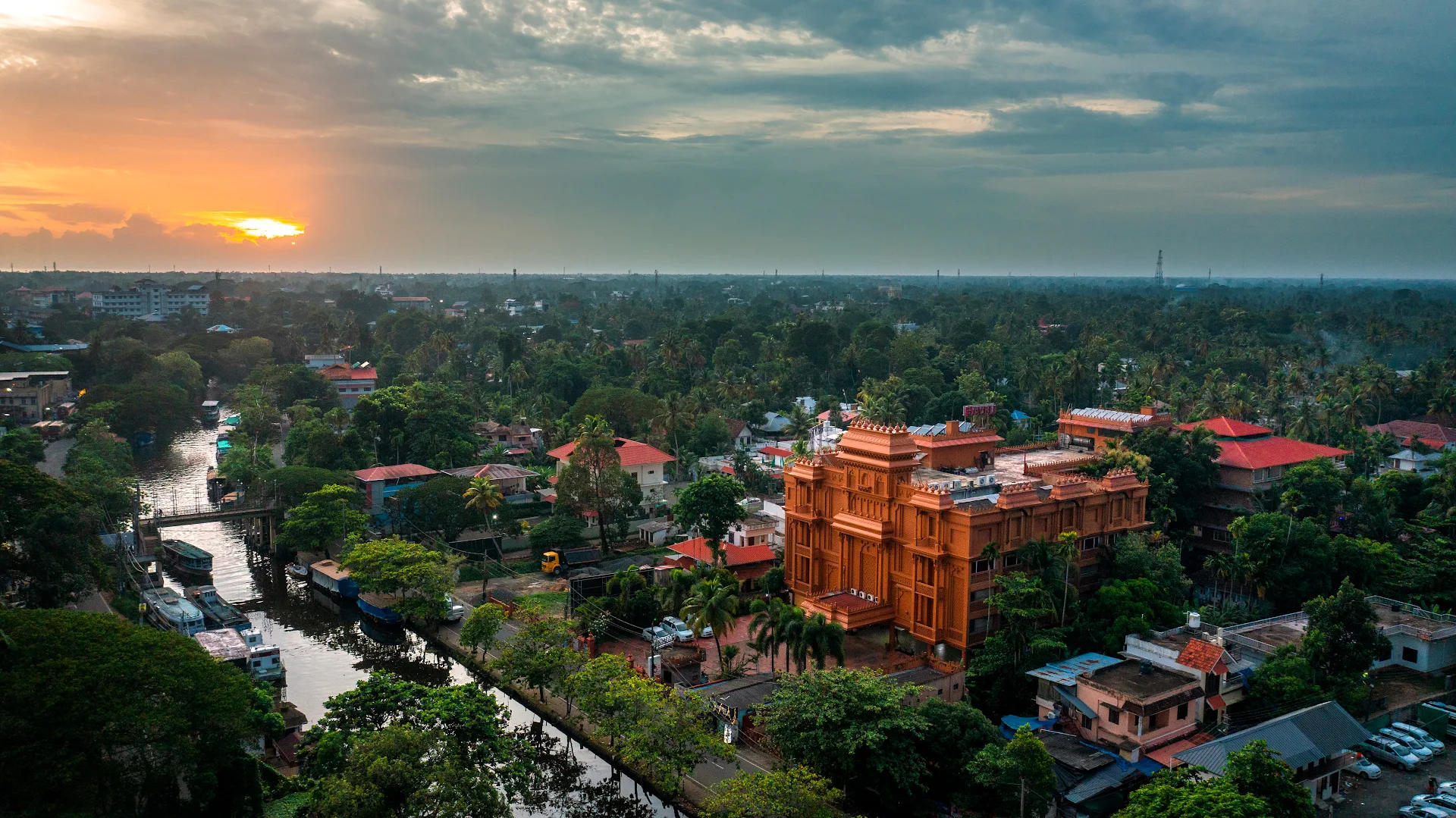 Haveli Backwater Resorts
