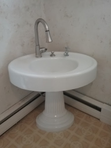 Alpine Valley Coatings Bathtub Resurfacing - Thumbnail