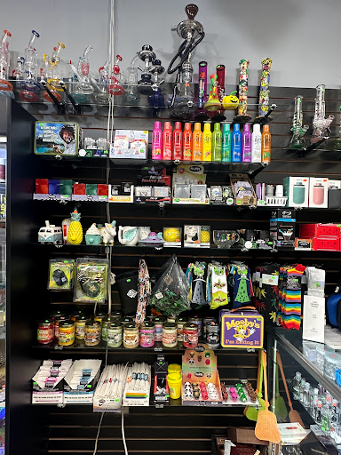 GJ's Smoke Shop - Thumbnail