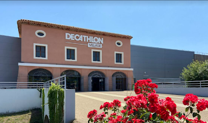Decathlon Village Marseille Bouc Bel Air