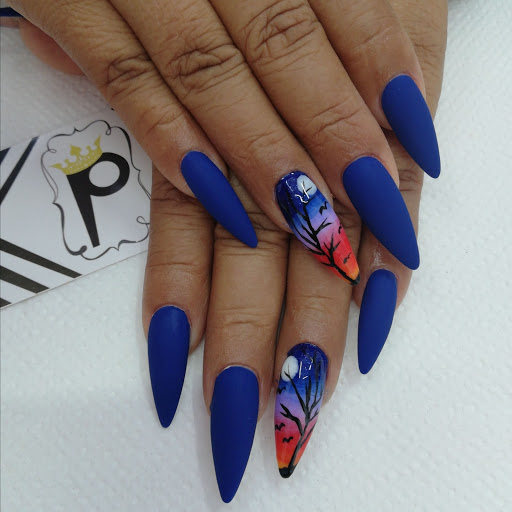 Perla Figueroa Royal lounge - Thumbnail